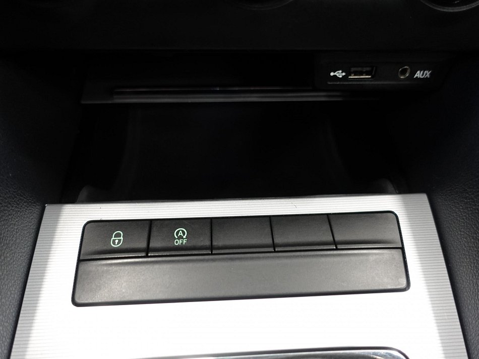 Škoda Octavia III 1.6TDi Elegance