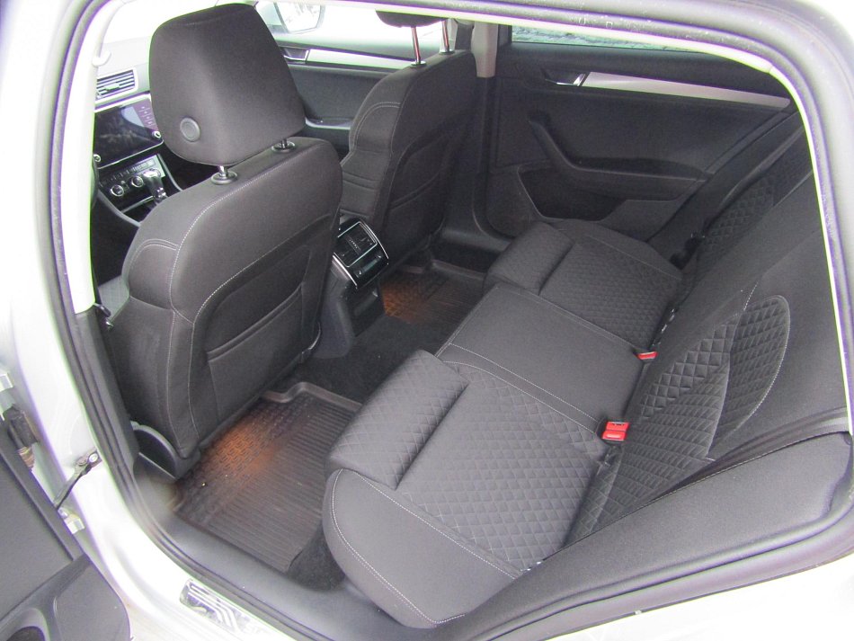 Škoda Superb III 2.0 TDi Style 4x4