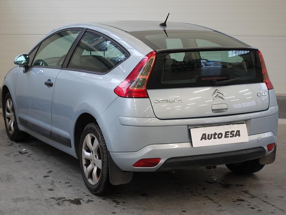 Citroën C4 1.4i 