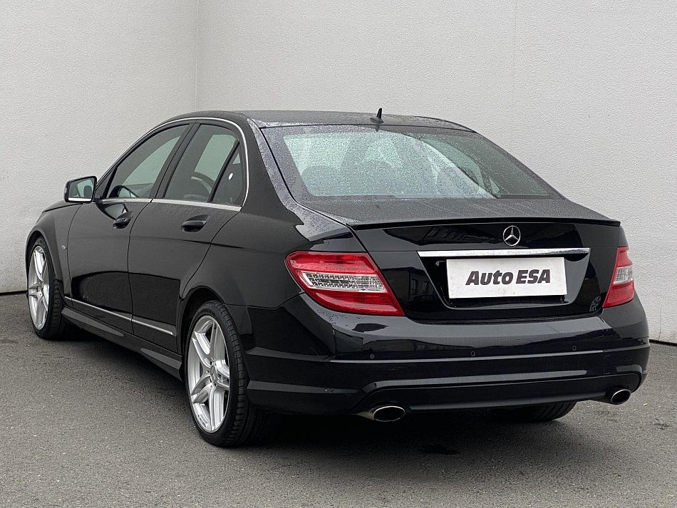 Mercedes-Benz Třída C 3.5 CGi Avantgarde 350