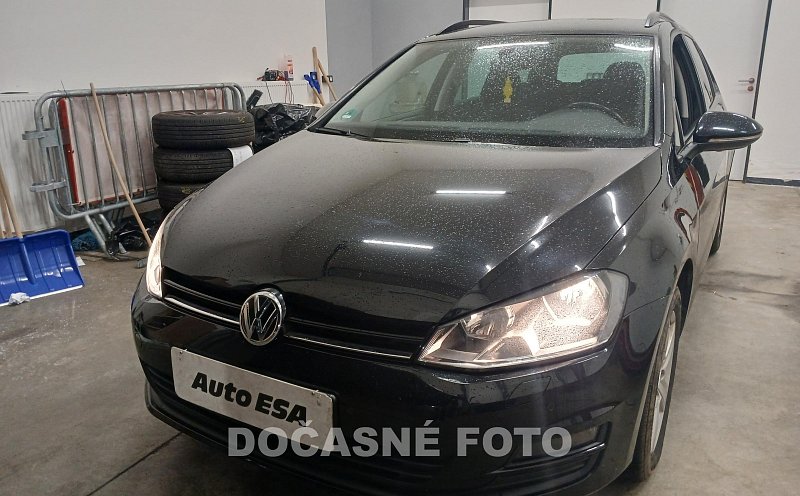 Volkswagen Golf 1.6 TDi 