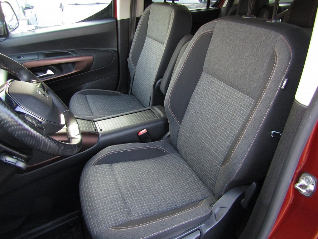 Peugeot Rifter 1.5HDi GT Line MAXi 7míst