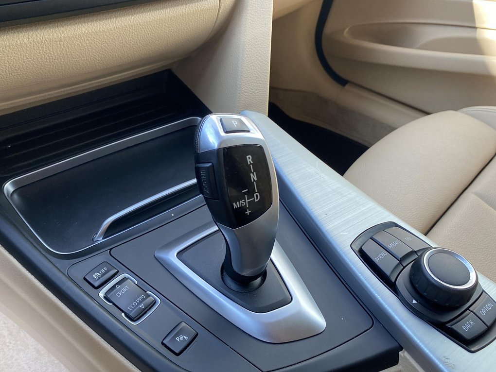 BMW Řada 3 2.0 i  xD