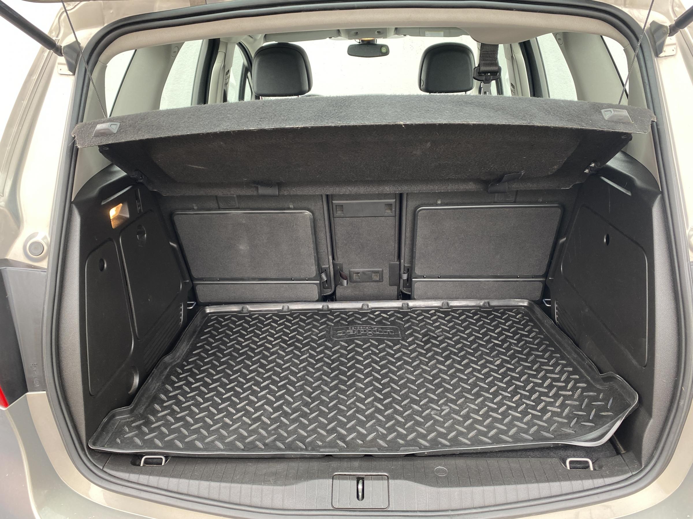 Opel Meriva, 2011 - pohled č. 7