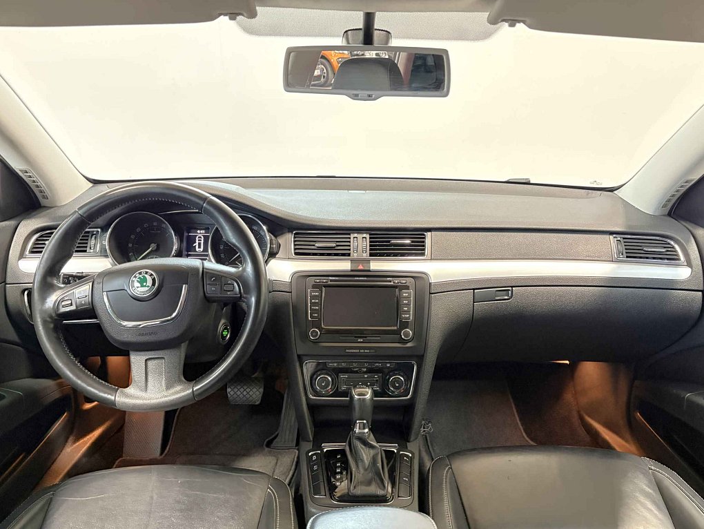 Škoda Superb II 2.0 TDi Elegance