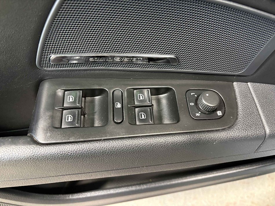 Škoda Superb II 2.0 TDi Elegance
