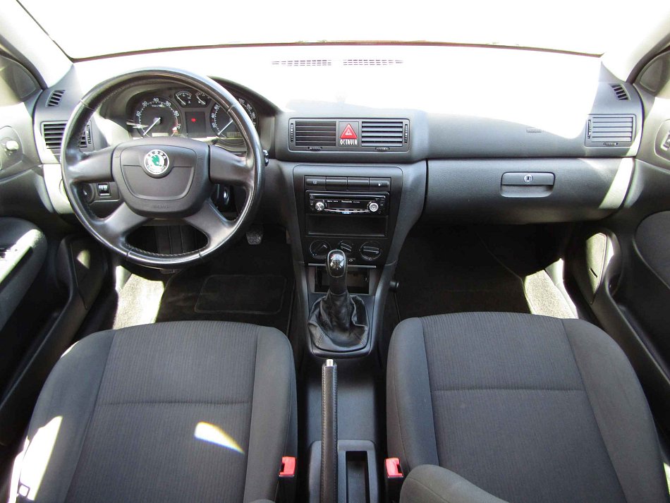 Škoda Octavia 1.6i 
