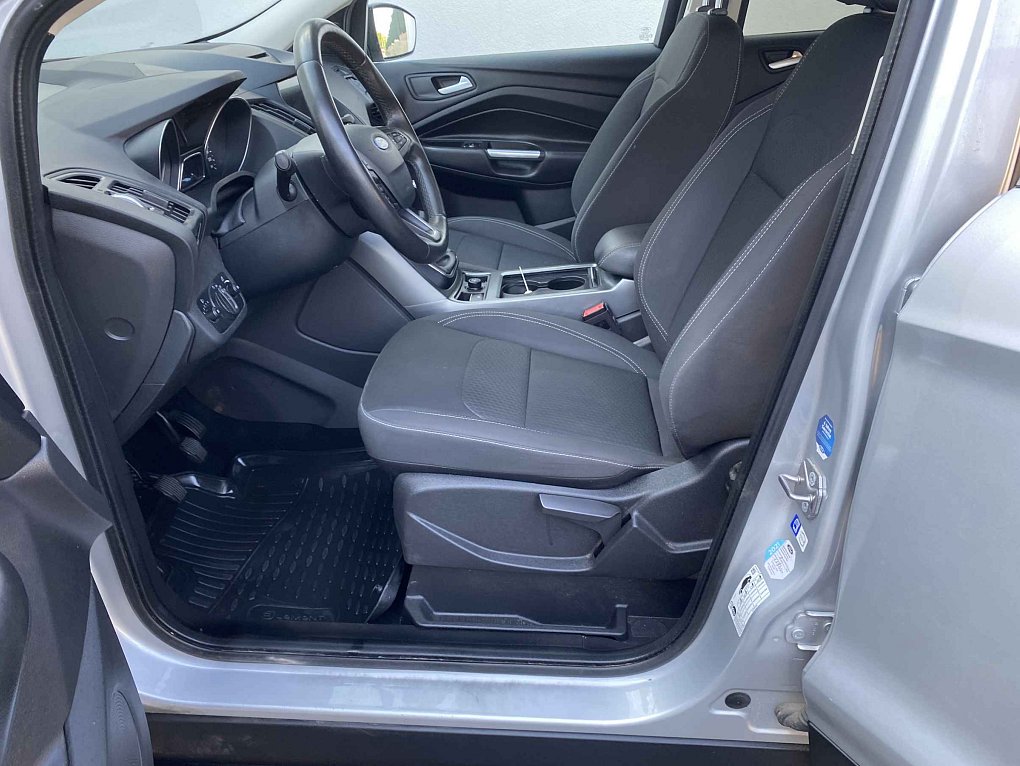 Ford Kuga 1.5 EB 