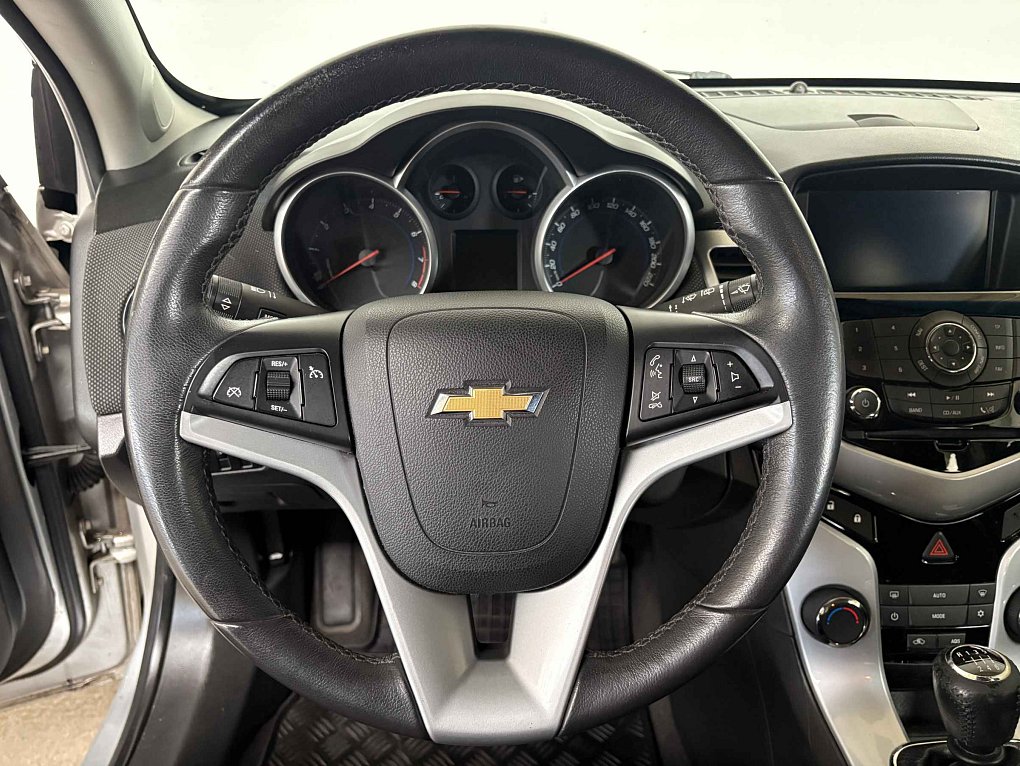 Chevrolet Cruze 1.4i 