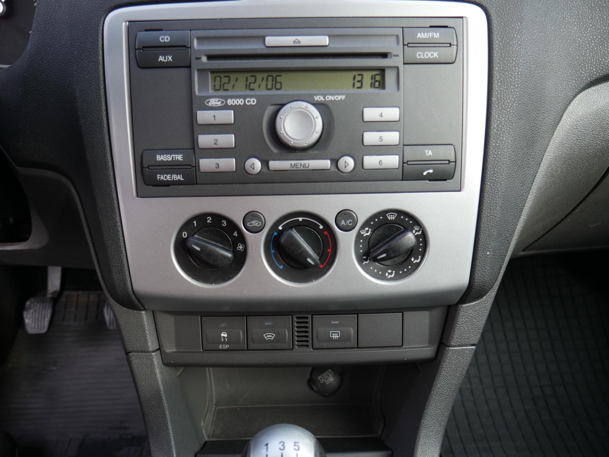 Ford Focus, 2005 - pohled č. 13