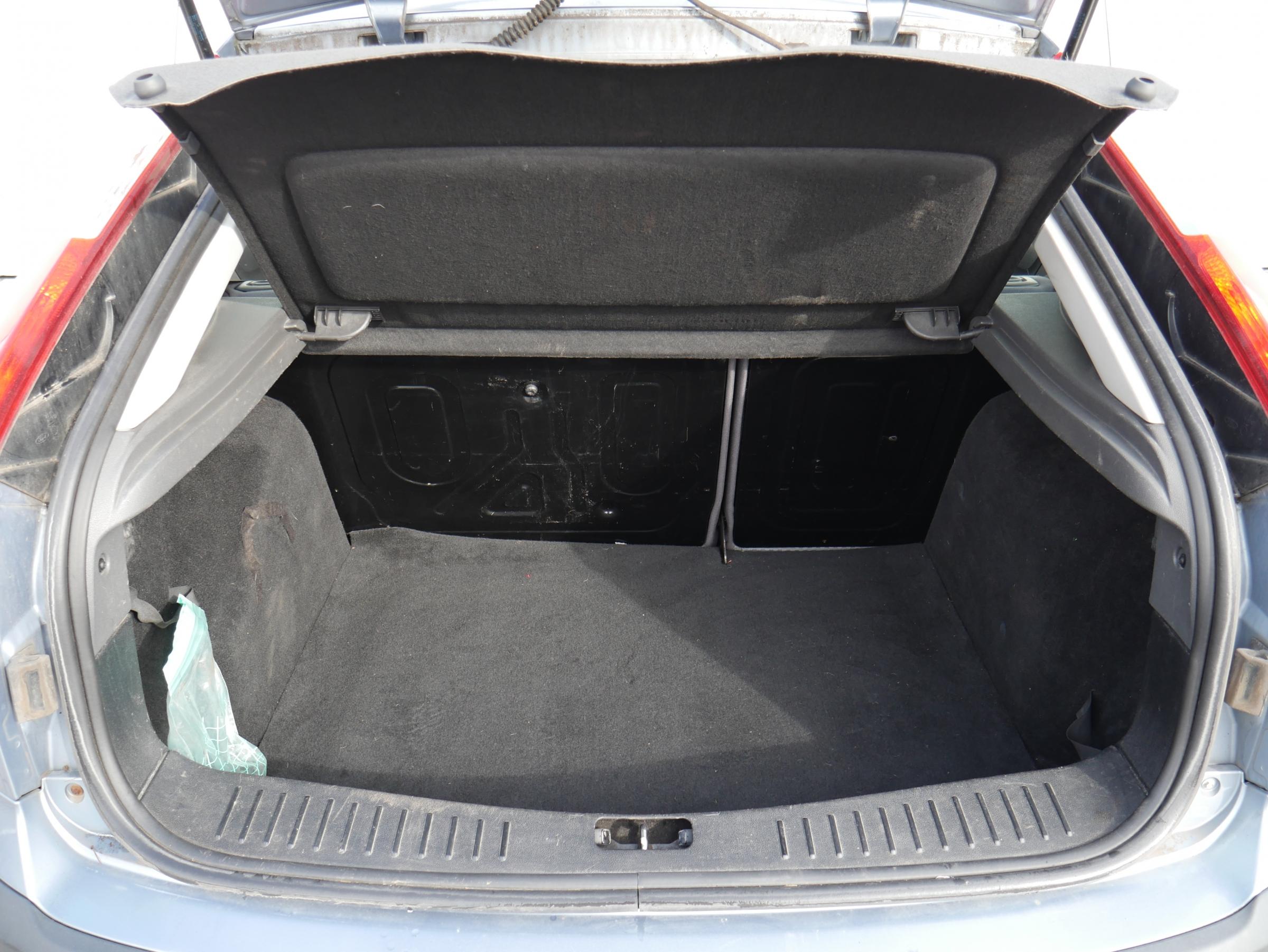 Ford Focus, 2005 - pohled č. 7