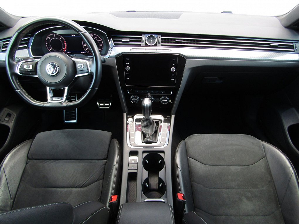 Volkswagen Arteon 2.0 TDi R-Line 4x4
