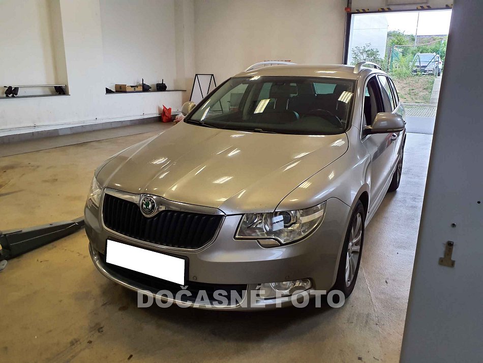 Škoda Superb II 2.0TDI Elegance 4x4