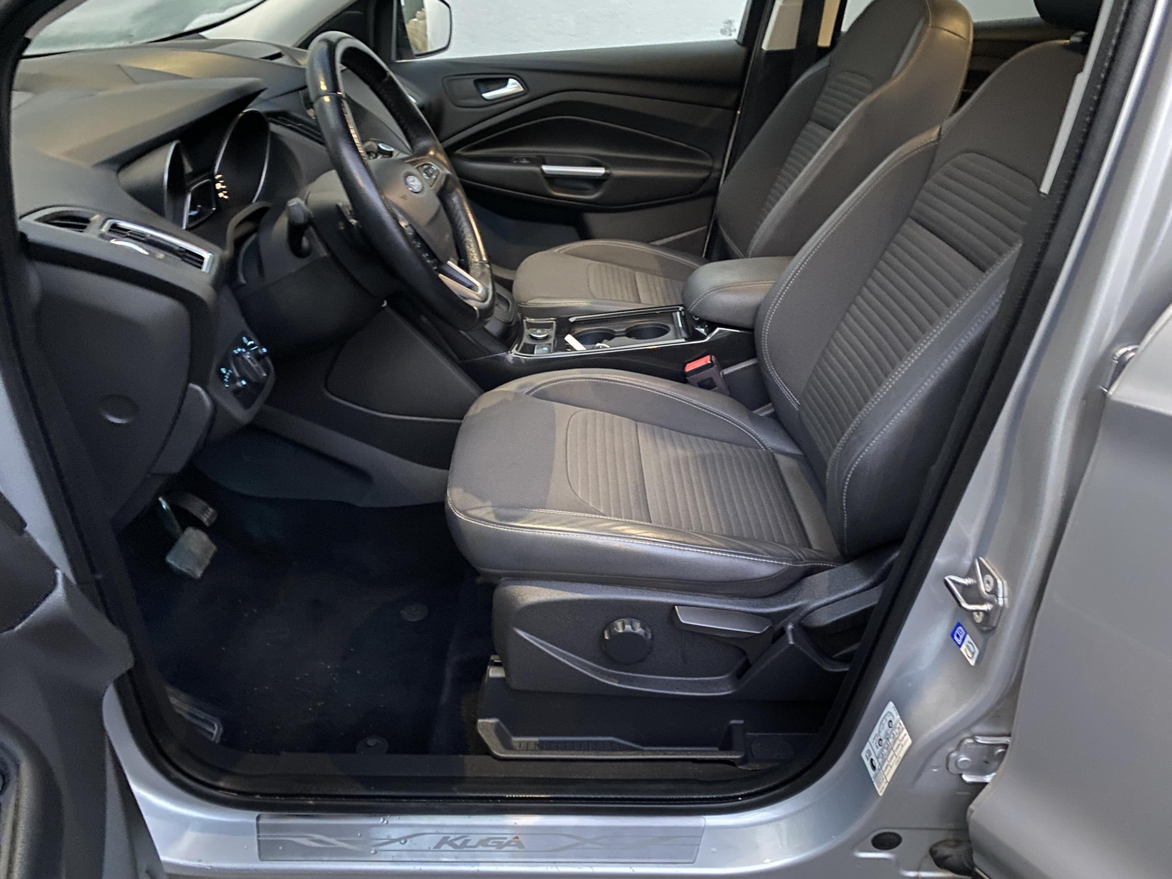 Ford Kuga, 2018 - pohled č. 9