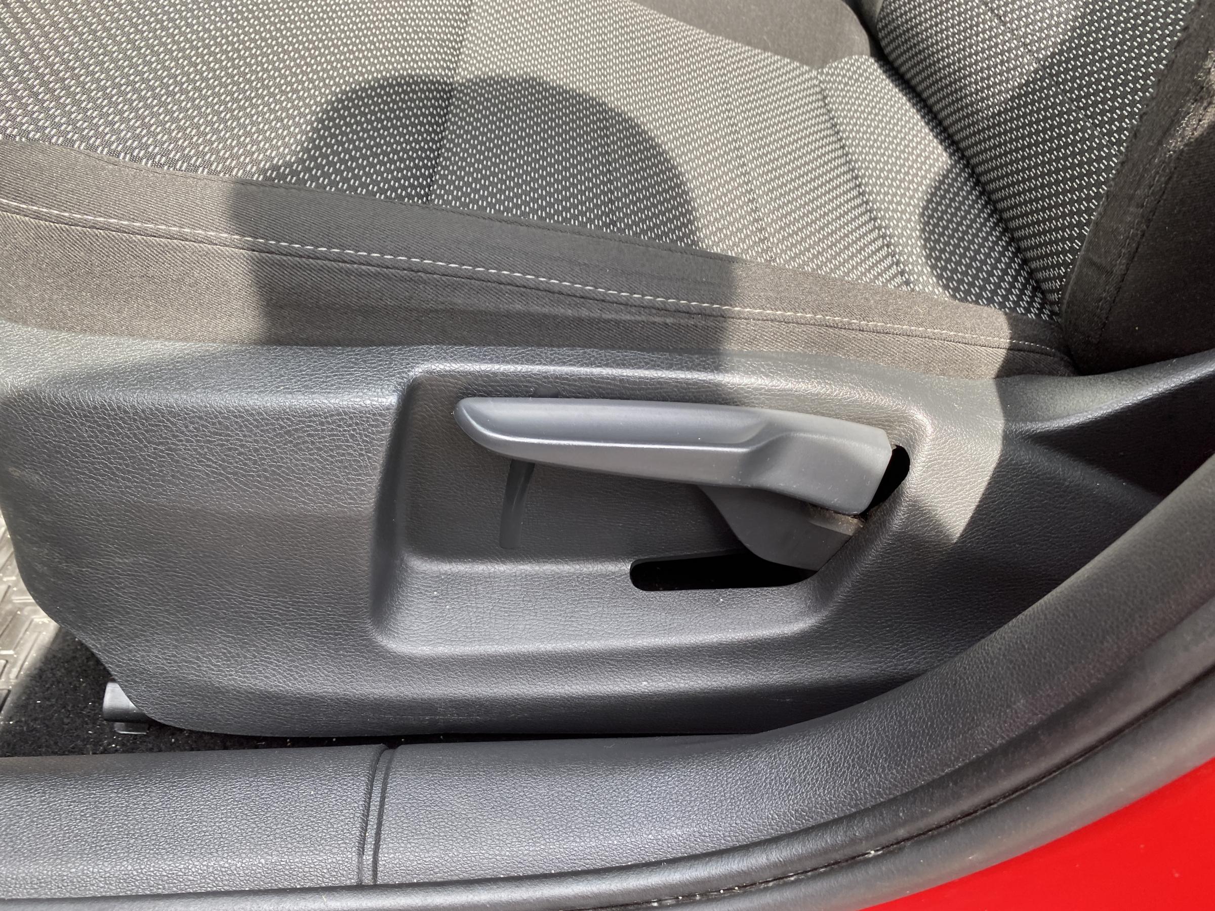 Škoda Octavia III, 2015 - pohled č. 14