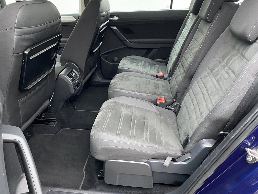 Volkswagen Touran 2.0 TDi 