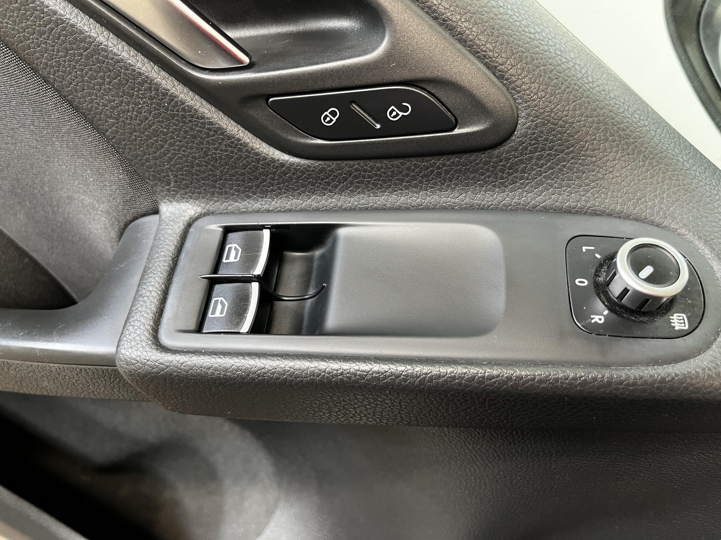 Volkswagen Golf, 2010 - pohled č. 12