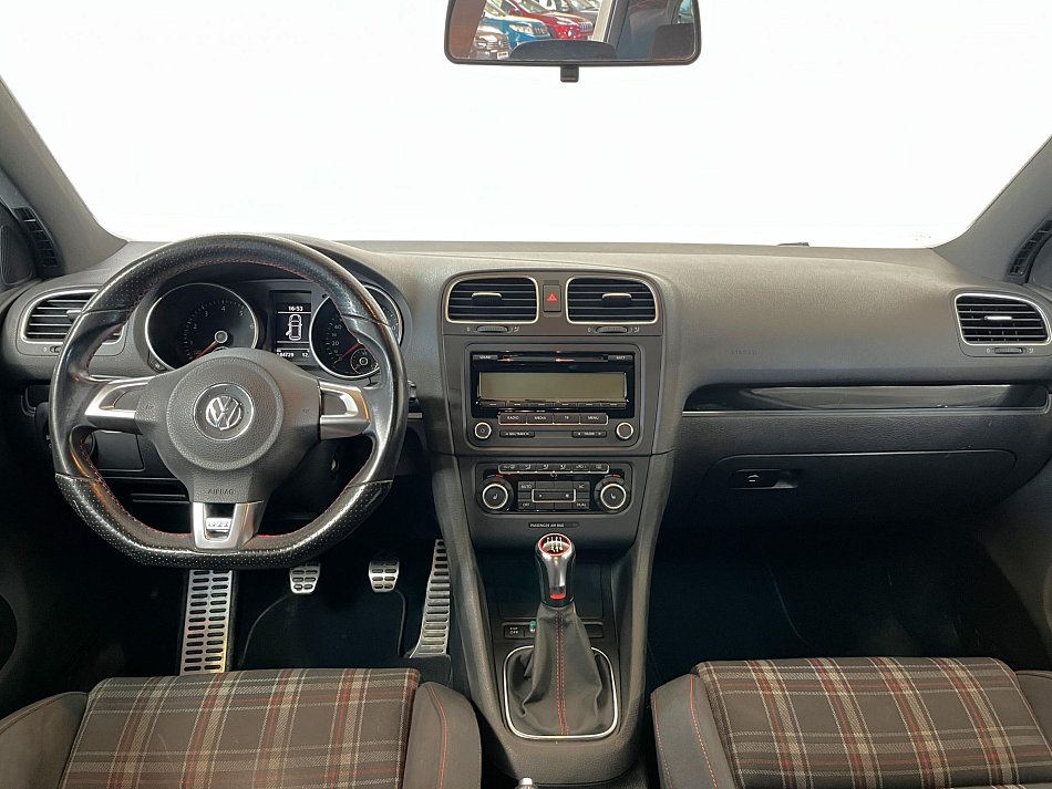 Volkswagen Golf 2.0 TSi GTi