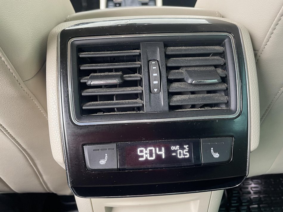 Škoda Superb III 2.0 TSI Style