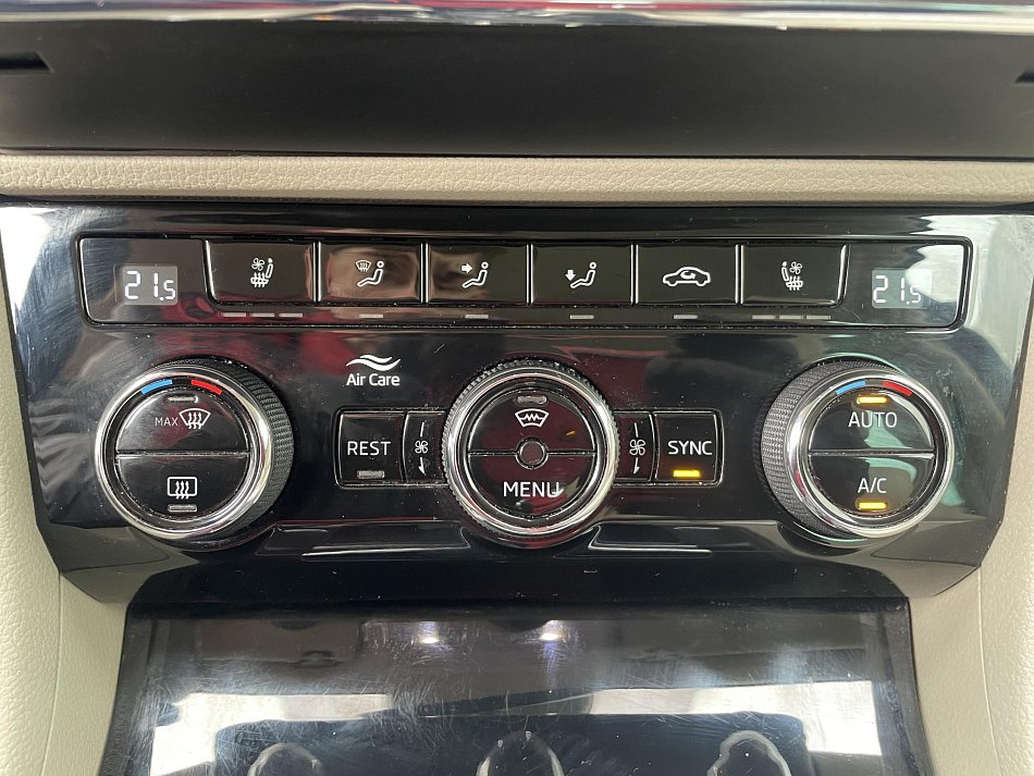 Škoda Superb III 2.0 TSI Style