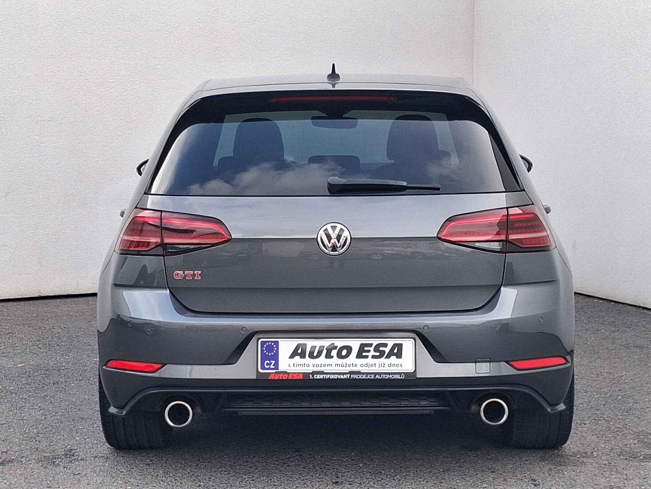 Volkswagen Golf 2.0 TSi GTi