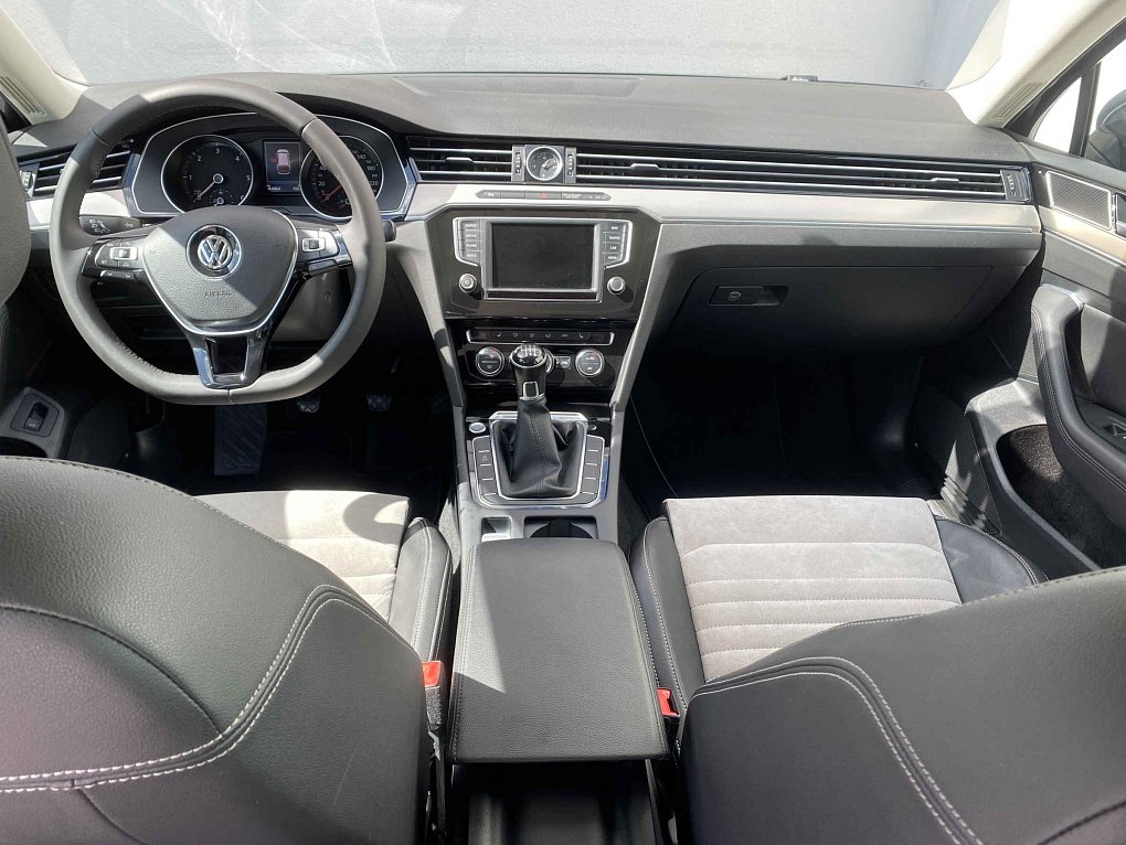 Volkswagen Passat 2.0TDi Highline