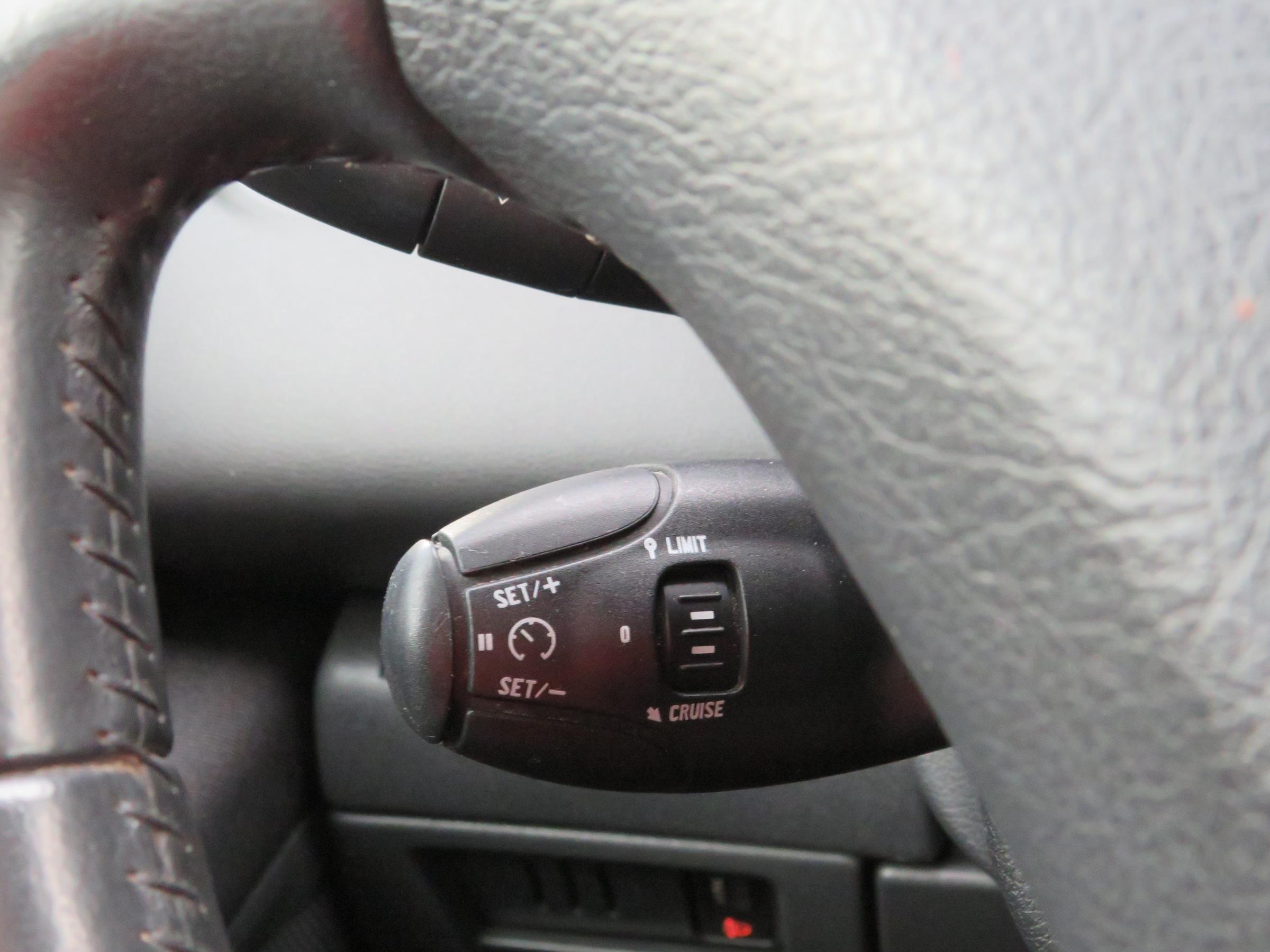 Peugeot 5008, 2012 - pohled č. 14