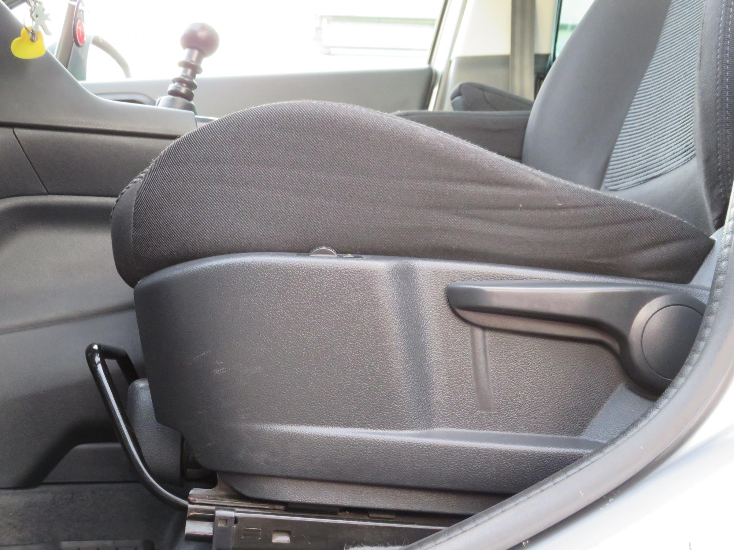 Peugeot 5008, 2012 - pohled č. 18