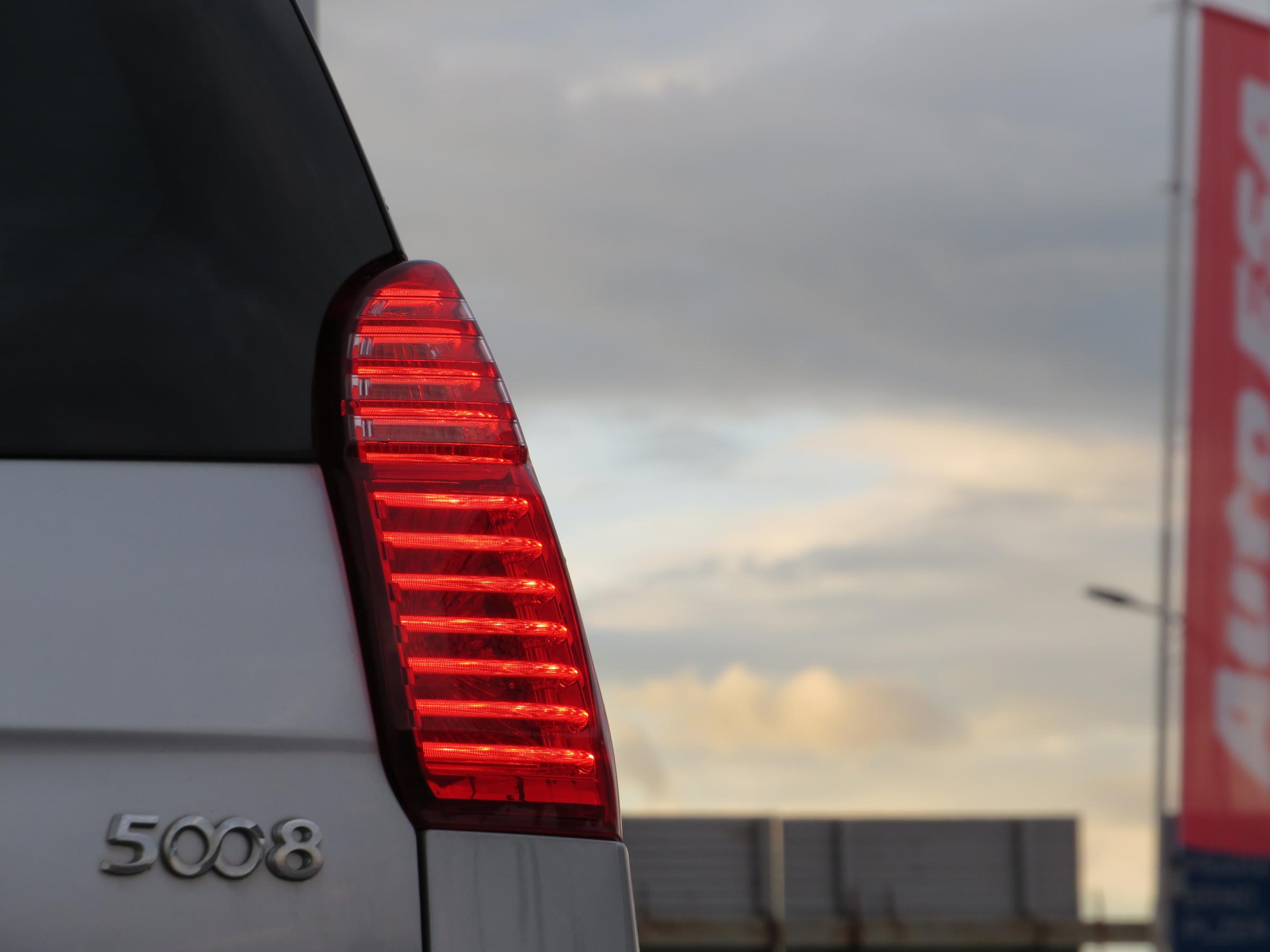 Peugeot 5008, 2012 - pohled č. 25