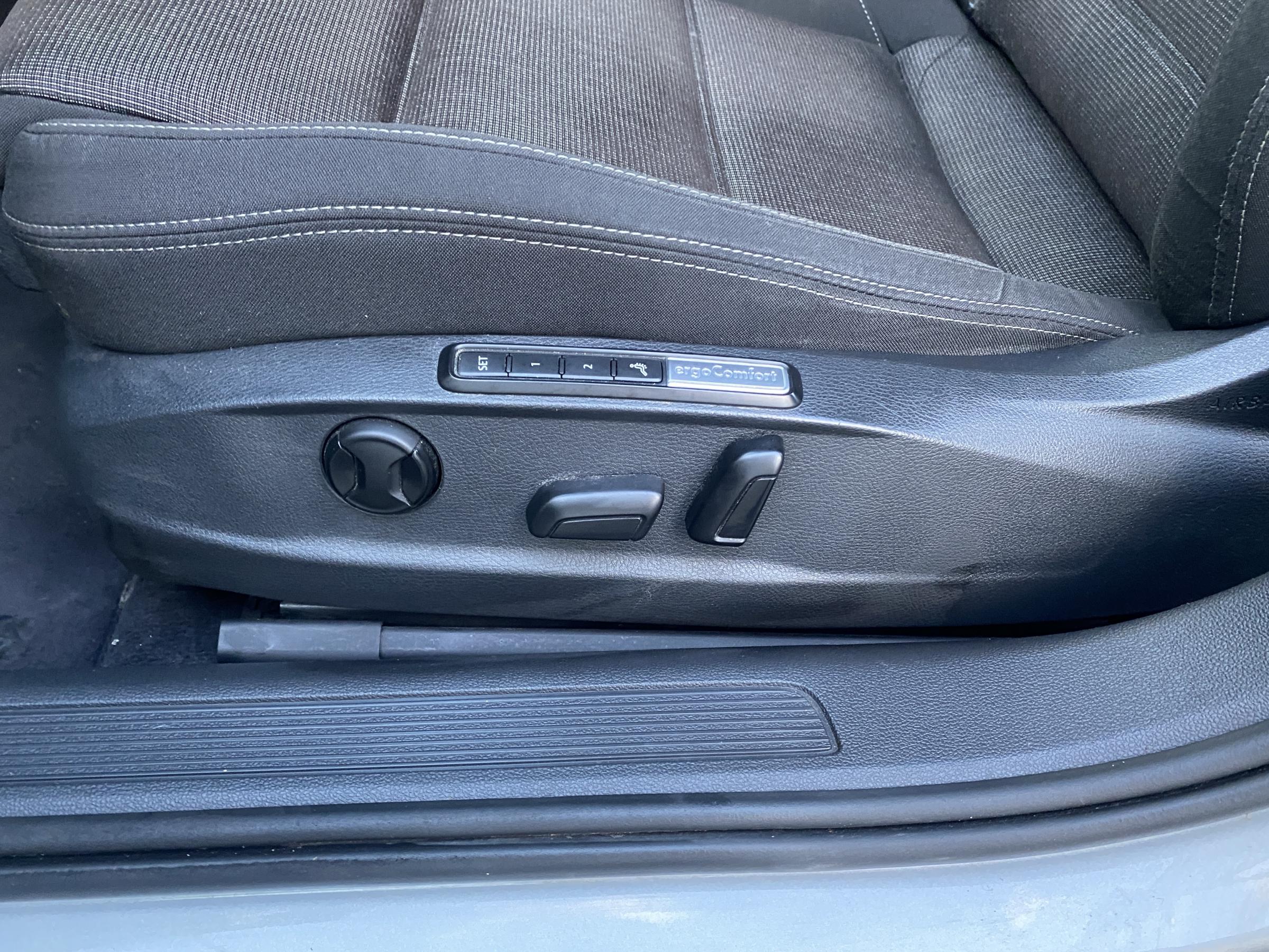 Volkswagen Passat, 2015 - pohled č. 15