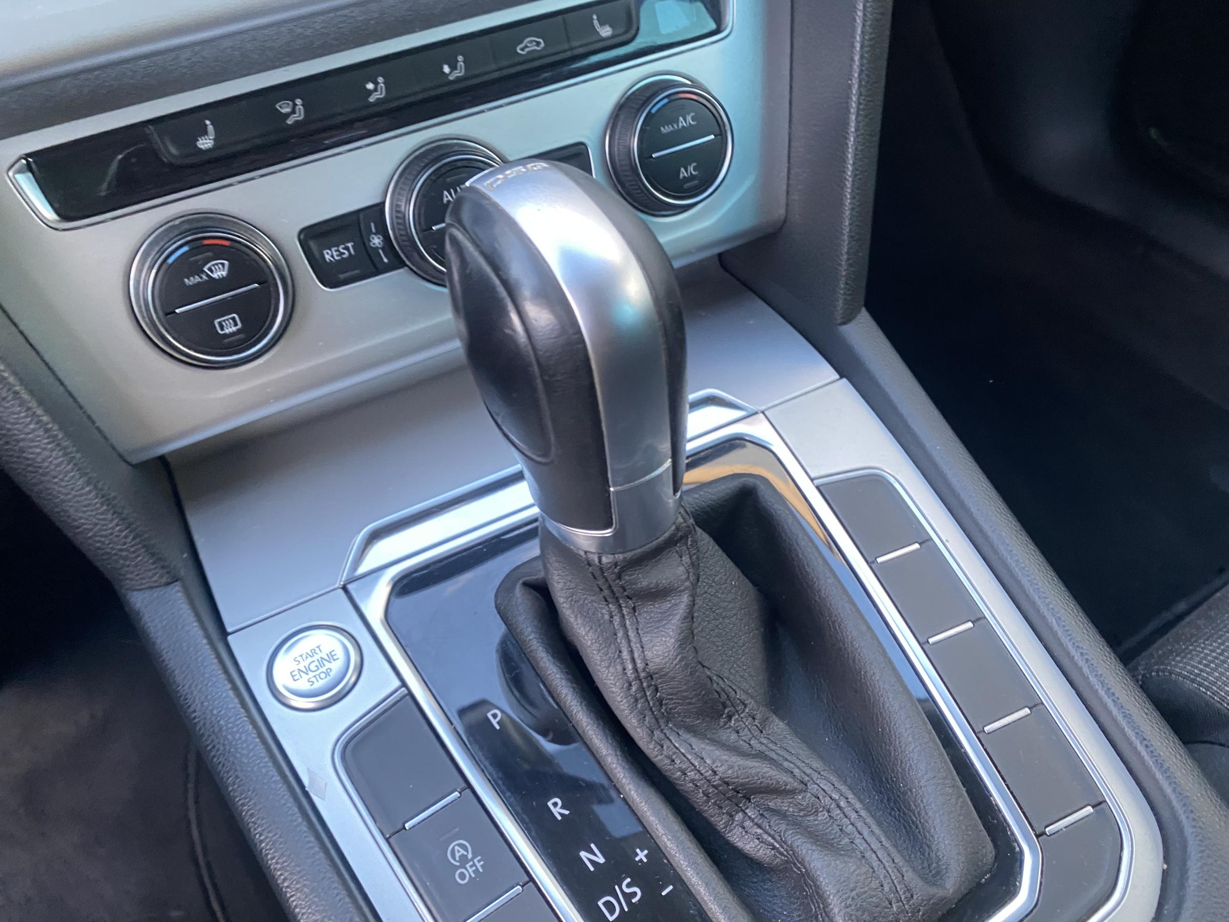 Volkswagen Passat, 2015 - pohled č. 17