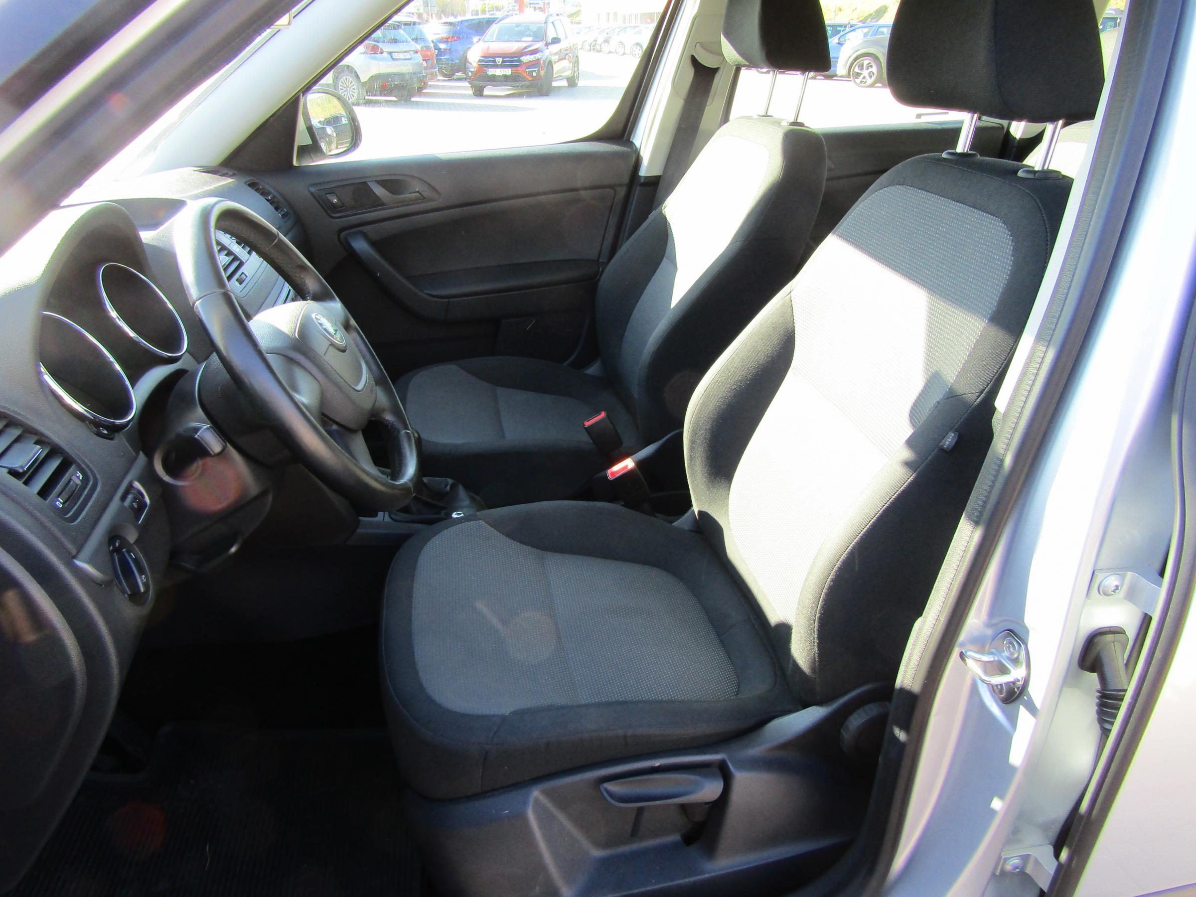 Škoda Yeti, 2012 - pohled č. 9