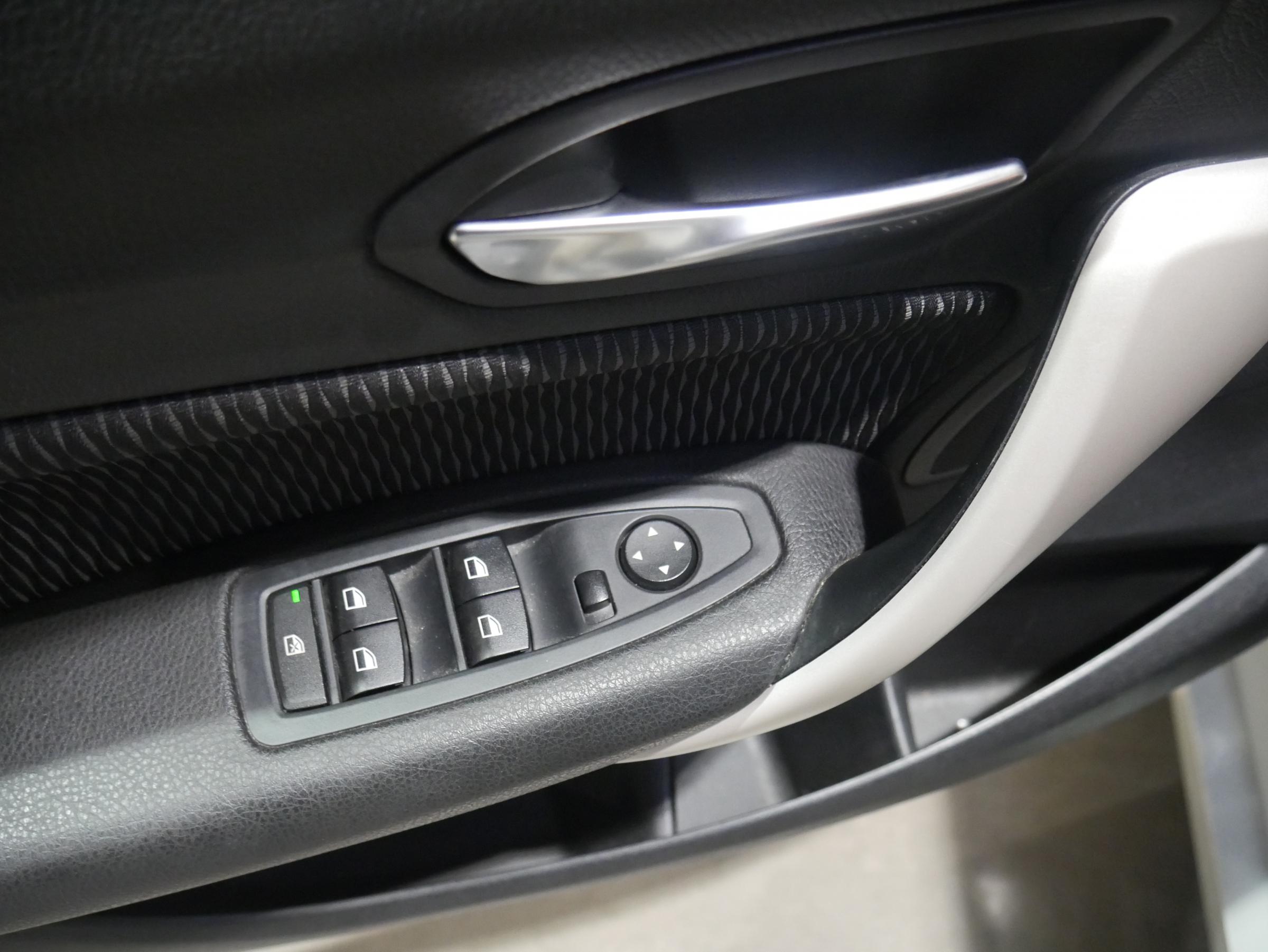 BMW Řada 1, 2015 - pohled č. 11