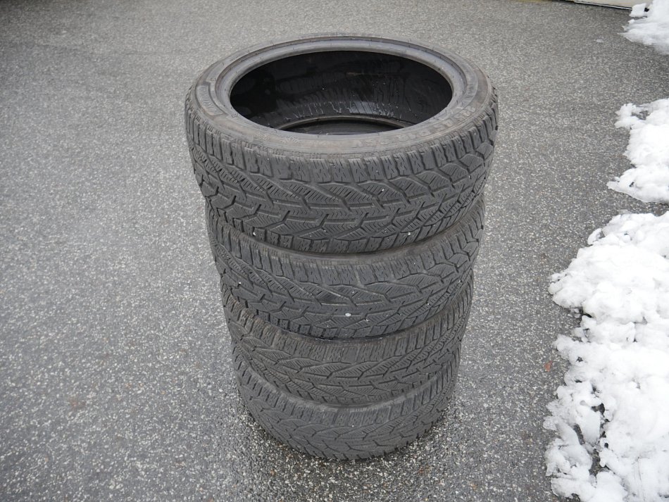 Toyota Avensis 2.2 D4-D Premium