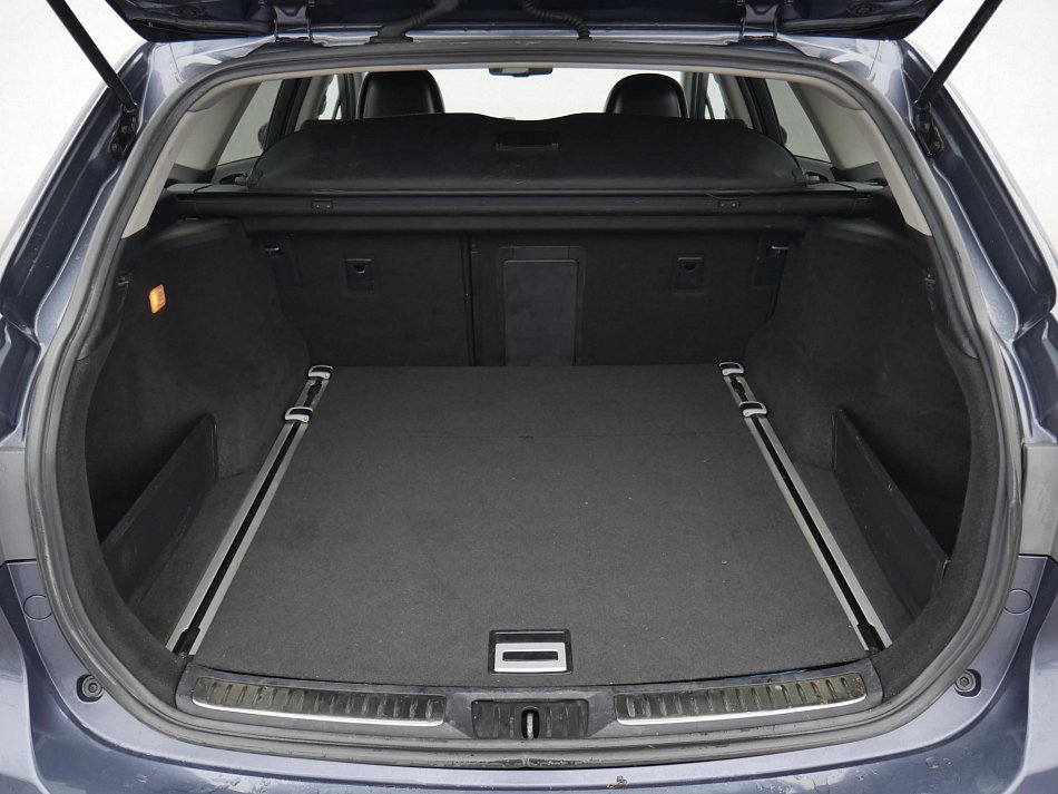 Toyota Avensis 2.2 D4-D Premium