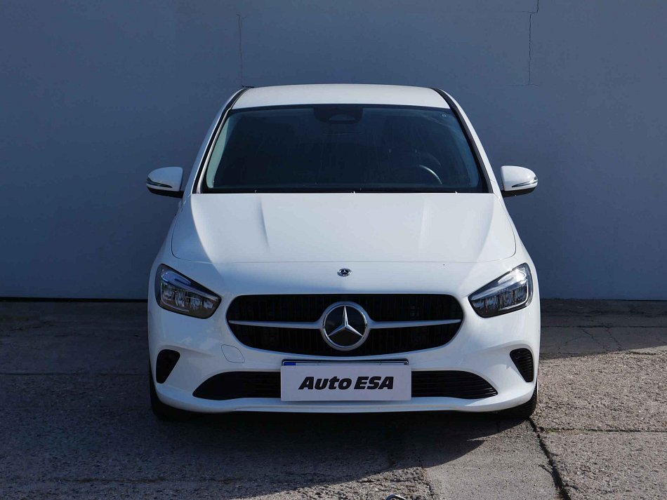 Mercedes-Benz Třída B 1.3T  B200