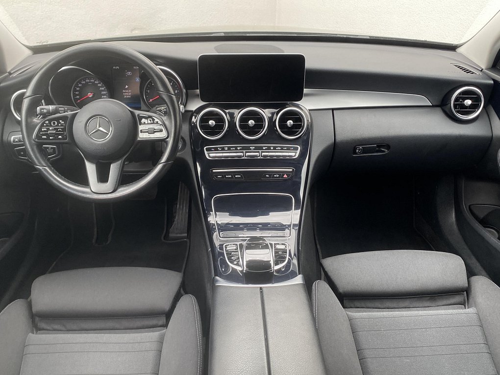 Mercedes-Benz Třída C 2.0 Avantgarde C220d