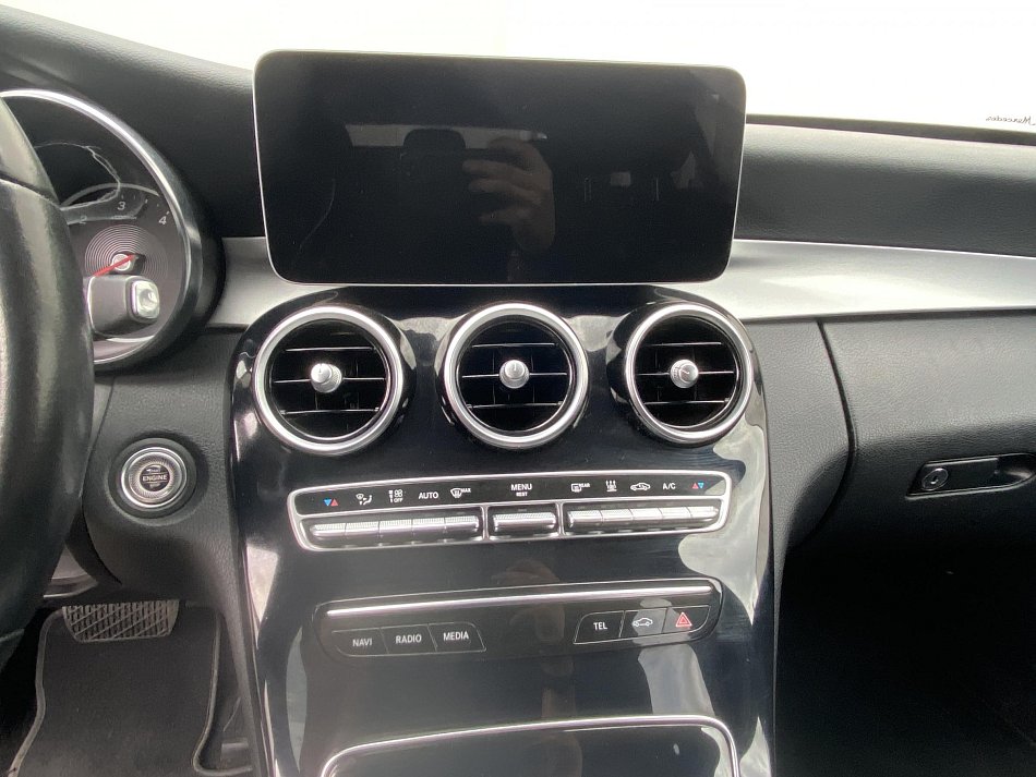 Mercedes-Benz Třída C 2.0 Avantgarde C220d