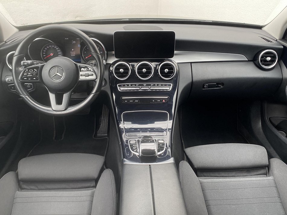 Mercedes-Benz Třída C 2.0 Avantgarde C220d