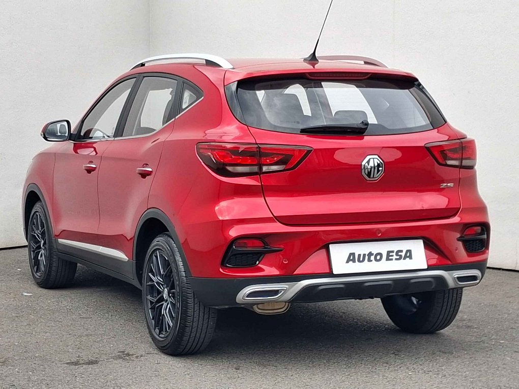 MG ZS 1.5i 
