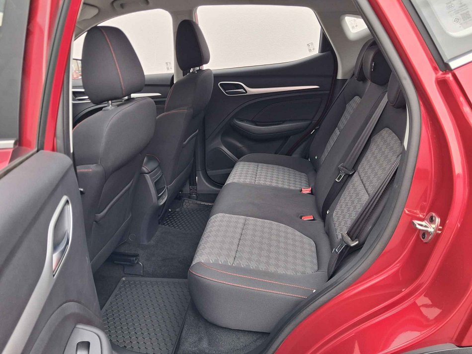 MG ZS 1.5i 