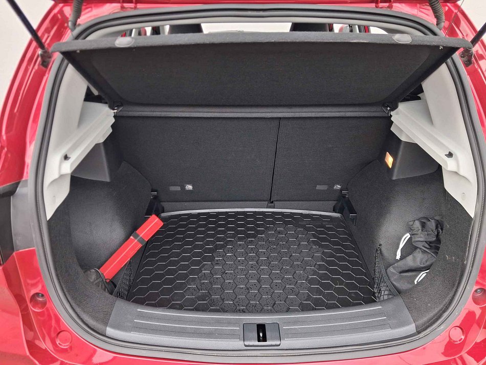 MG ZS 1.5i 