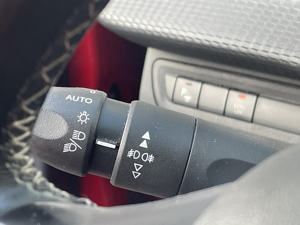 Peugeot 2008 1.2 PT Allure