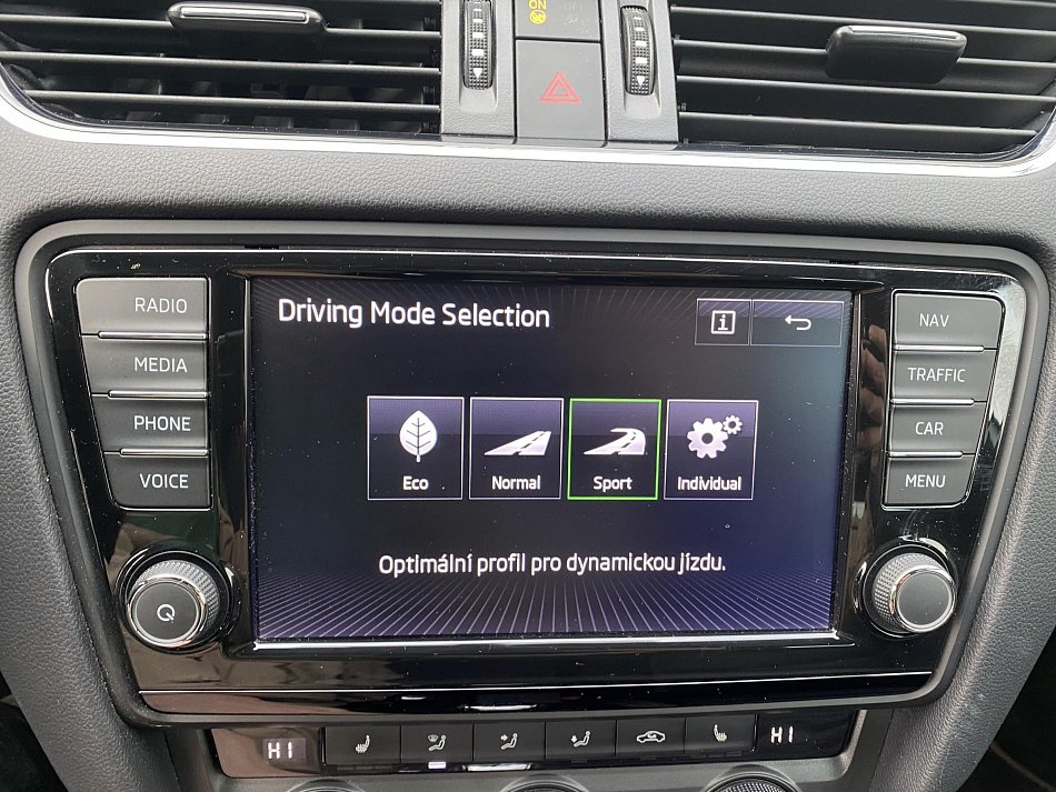 Škoda Octavia III 2.0 TDi RS Challange 4x4