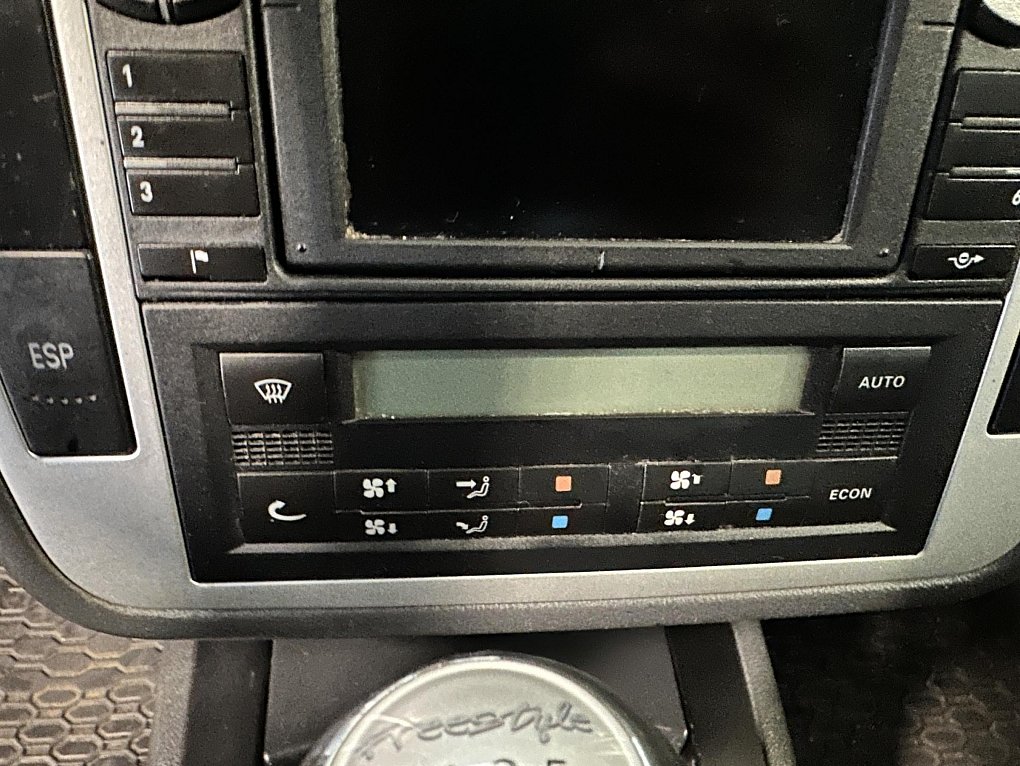 Volkswagen Sharan 2.0 TDi 