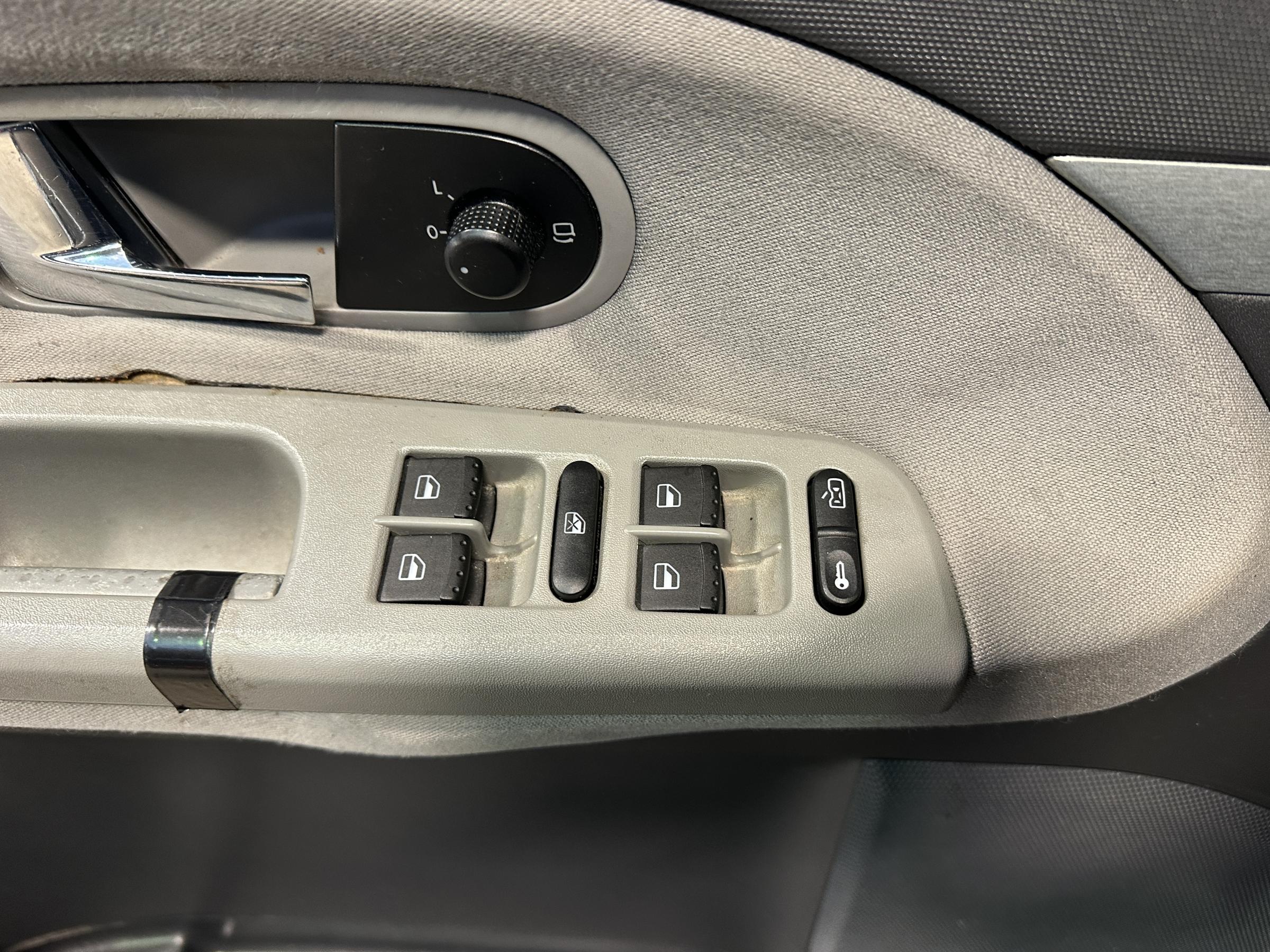 Volkswagen Sharan, 2006 - pohled č. 17