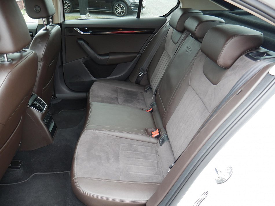 Škoda Octavia III 2.0 TDi L&K 4x4