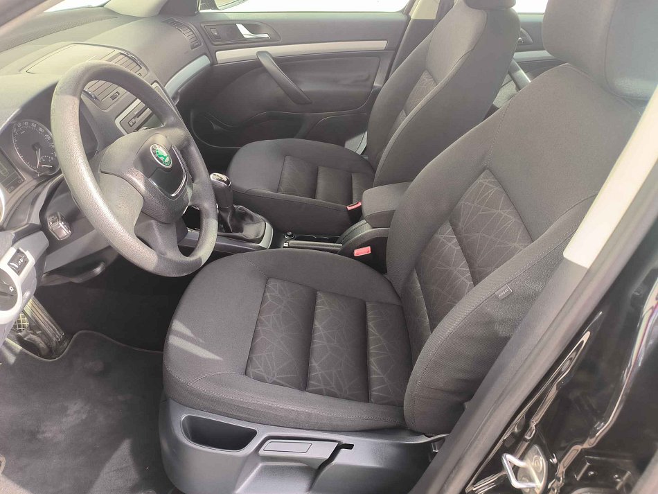 Škoda Octavia II 1.2 TSi Family