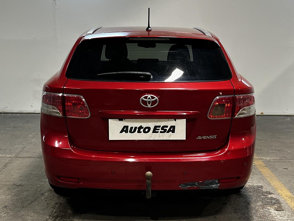 Toyota Avensis 2.2 D-CAT 