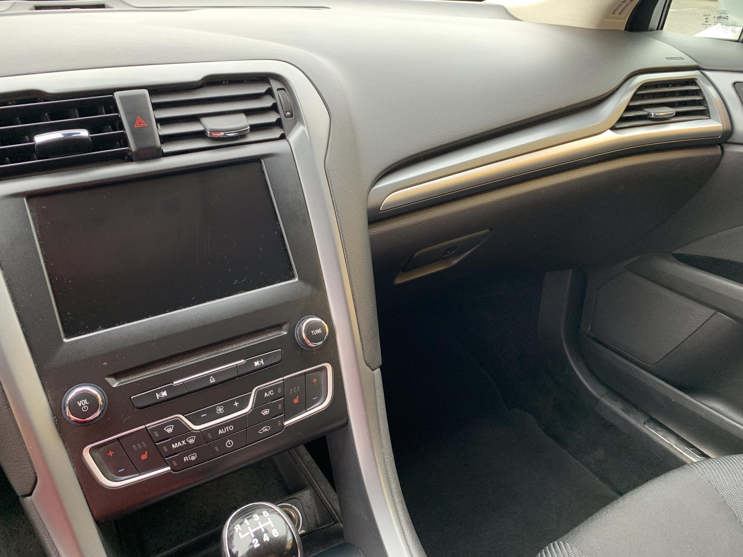 Ford Mondeo, 2019 - pohled č. 14